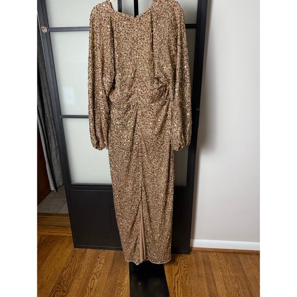 NWT Mac Duggal Brown Sequined Puff Sleeve V Neck Gown Size 14 - Picture 3 of 11